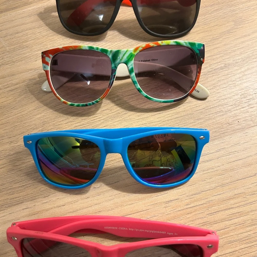 Colorful Sunglasses Set